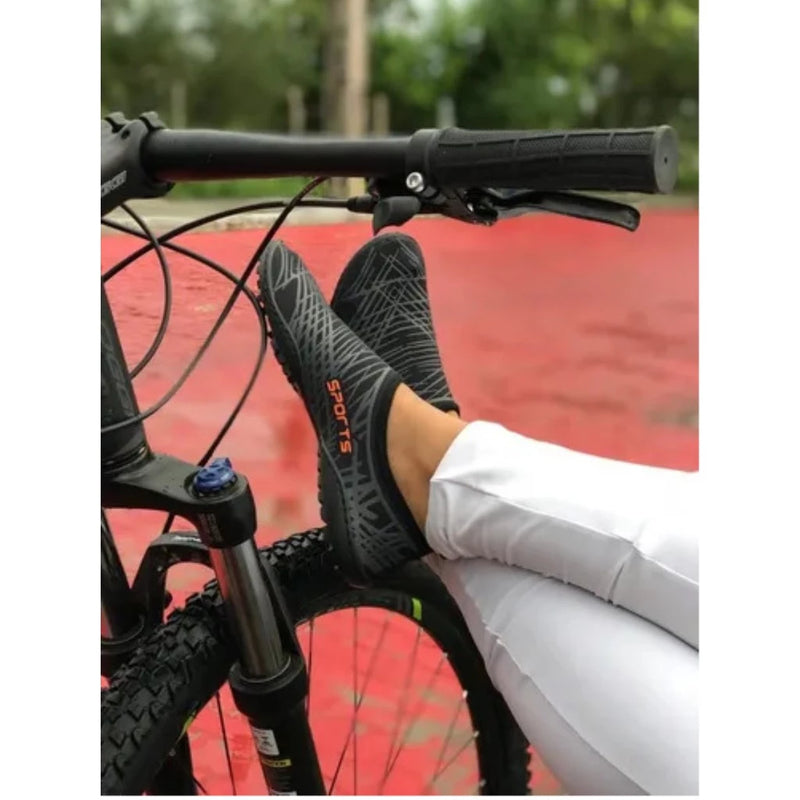 Sapatilha de Ciclismo Híbrida em Neoprene
